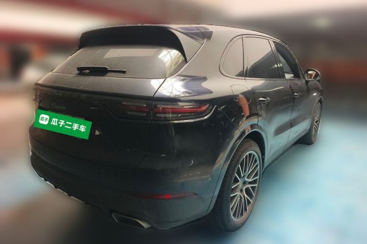 Used Porsche Cayenne E-Hybrid 2023 Cayenne E-Hybrid 2.0T Exterior 5