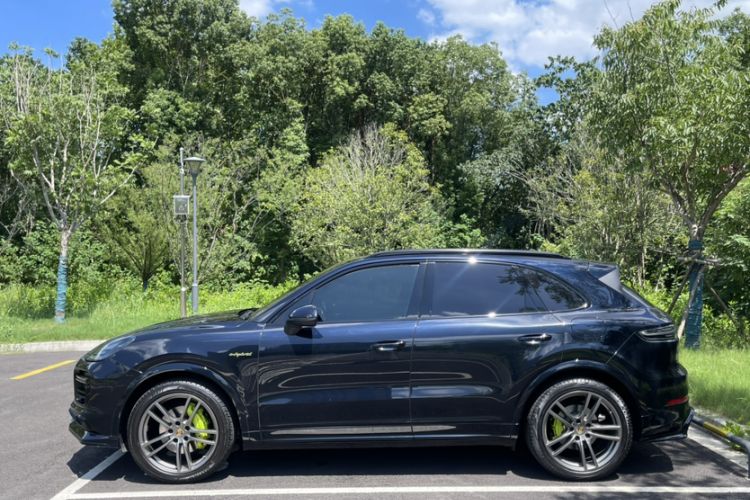 Used Porsche Cayenne E-Hybrid 2023 Cayenne E-Hybrid 2.0T Platinum Edition Exterior 5