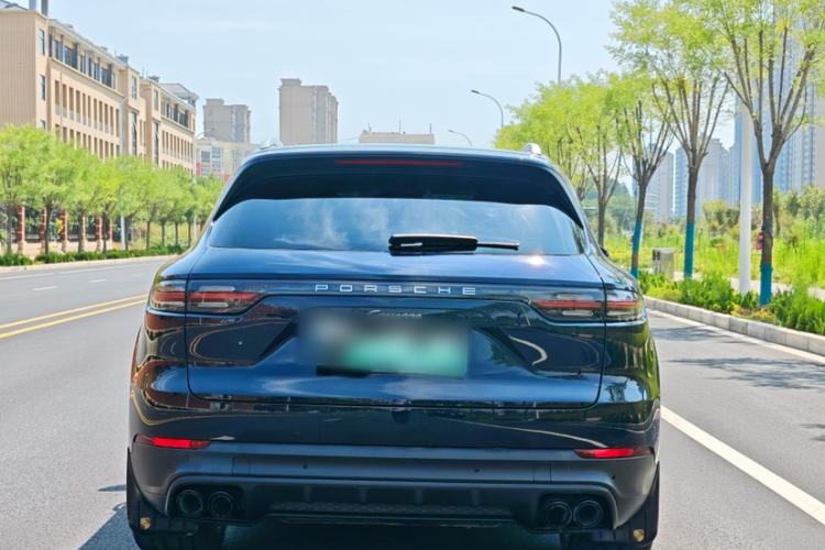 Used Porsche Cayenne E-Hybrid 2023 Cayenne E-Hybrid 2.0T Exterior 6