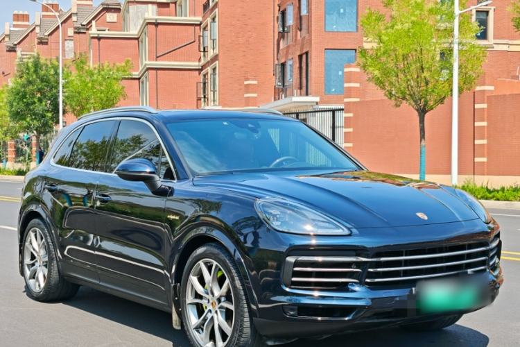 Used Porsche Cayenne E-Hybrid 2023 Cayenne E-Hybrid 2.0T Exterior 8