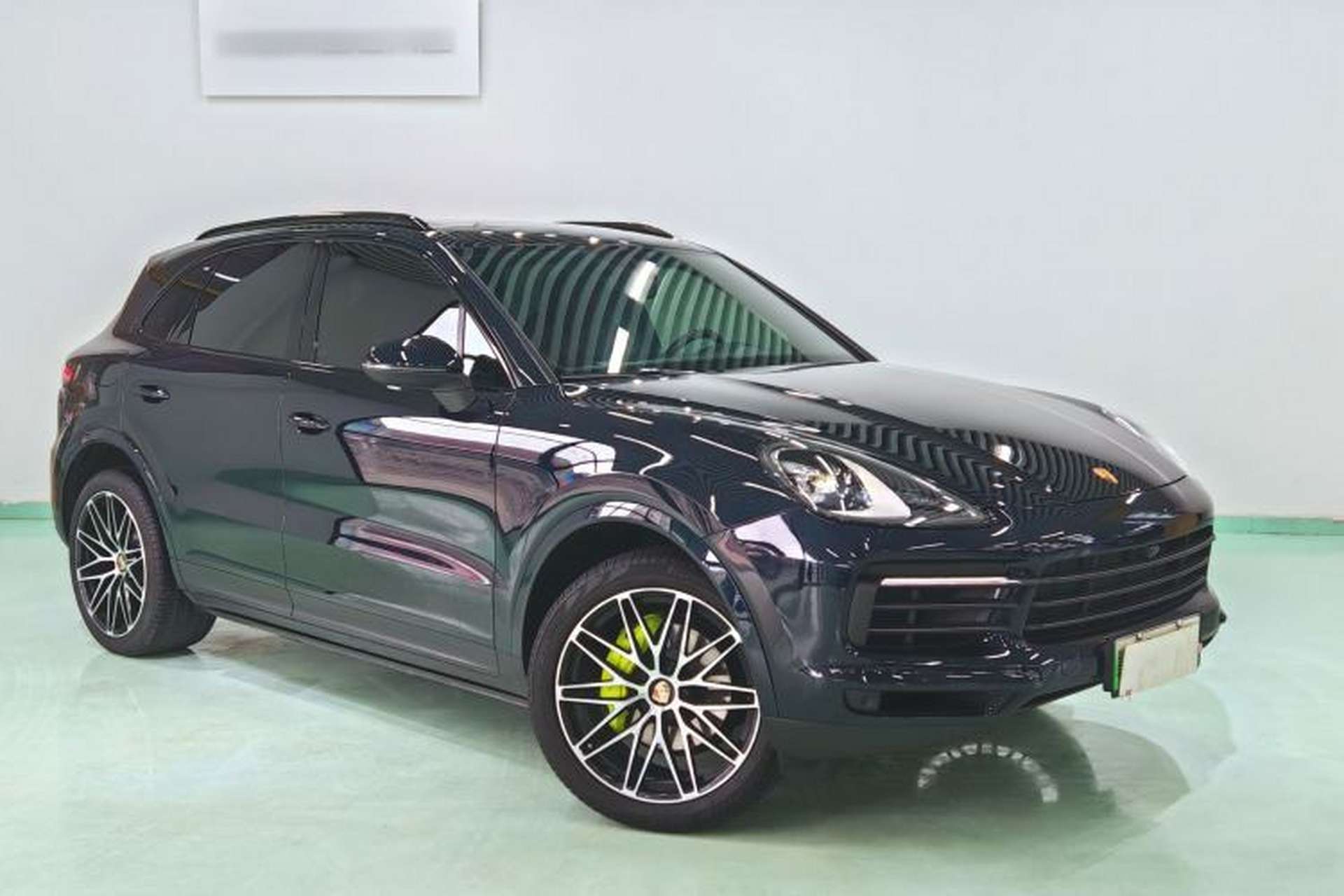Used Porsche Cayenne E-Hybrid 2023 Cayenne E-Hybrid 2.0T Platinum Edition Exterior 9