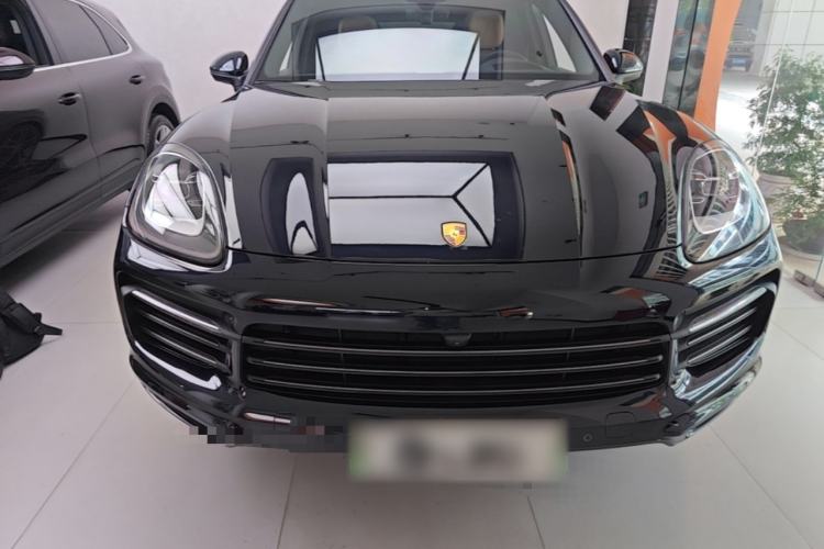 Used Porsche Cayenne E-Hybrid 2023 Cayenne E-Hybrid 2.0T Platinum Edition Front