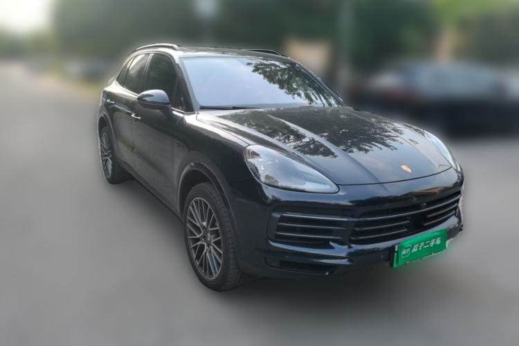 Used Porsche Cayenne E-Hybrid 2023 Cayenne E-Hybrid 2.0T Platinum Edition Front Right 45 Deg