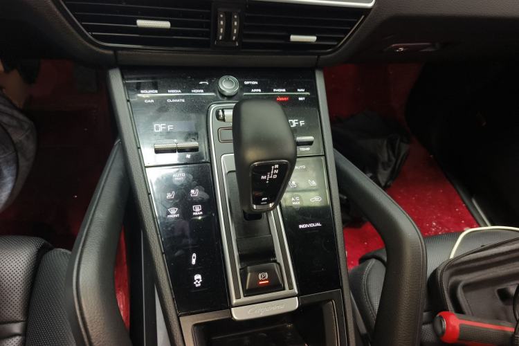 Used Porsche Cayenne E-Hybrid 2023 Cayenne E-Hybrid 2.0T Gear Lever