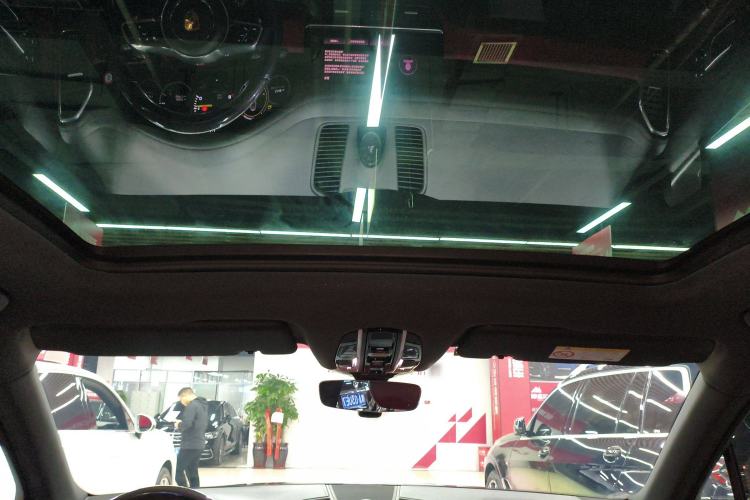 Used Porsche Cayenne E-Hybrid 2023 Cayenne E-Hybrid 2.0T Headliner