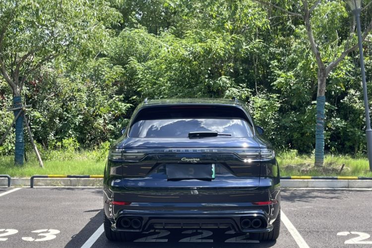 Used Porsche Cayenne E-Hybrid 2023 Cayenne E-Hybrid 2.0T Platinum Edition Interior 1