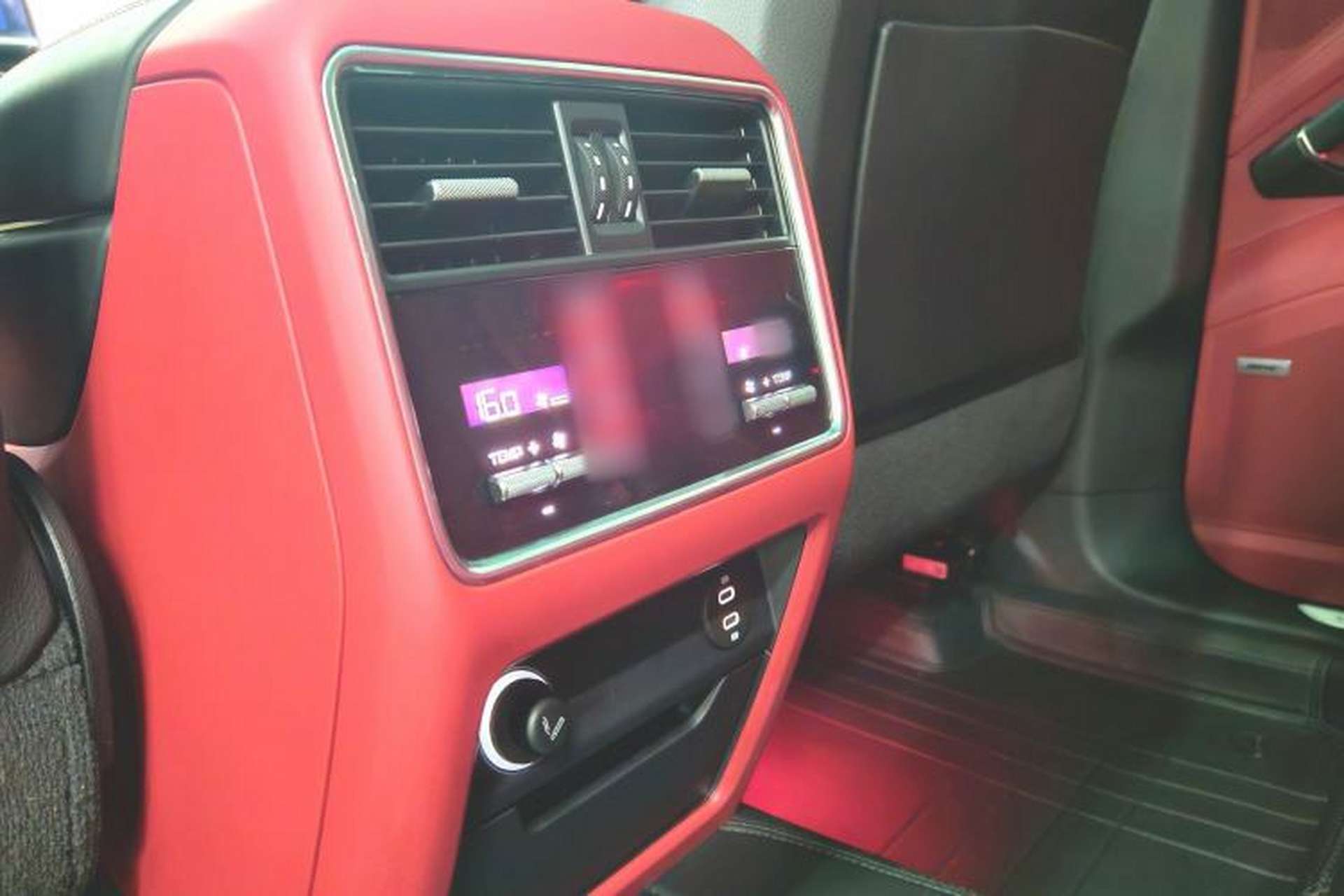 Used Porsche Cayenne E-Hybrid 2023 Cayenne E-Hybrid 2.0T Platinum Edition Interior 10