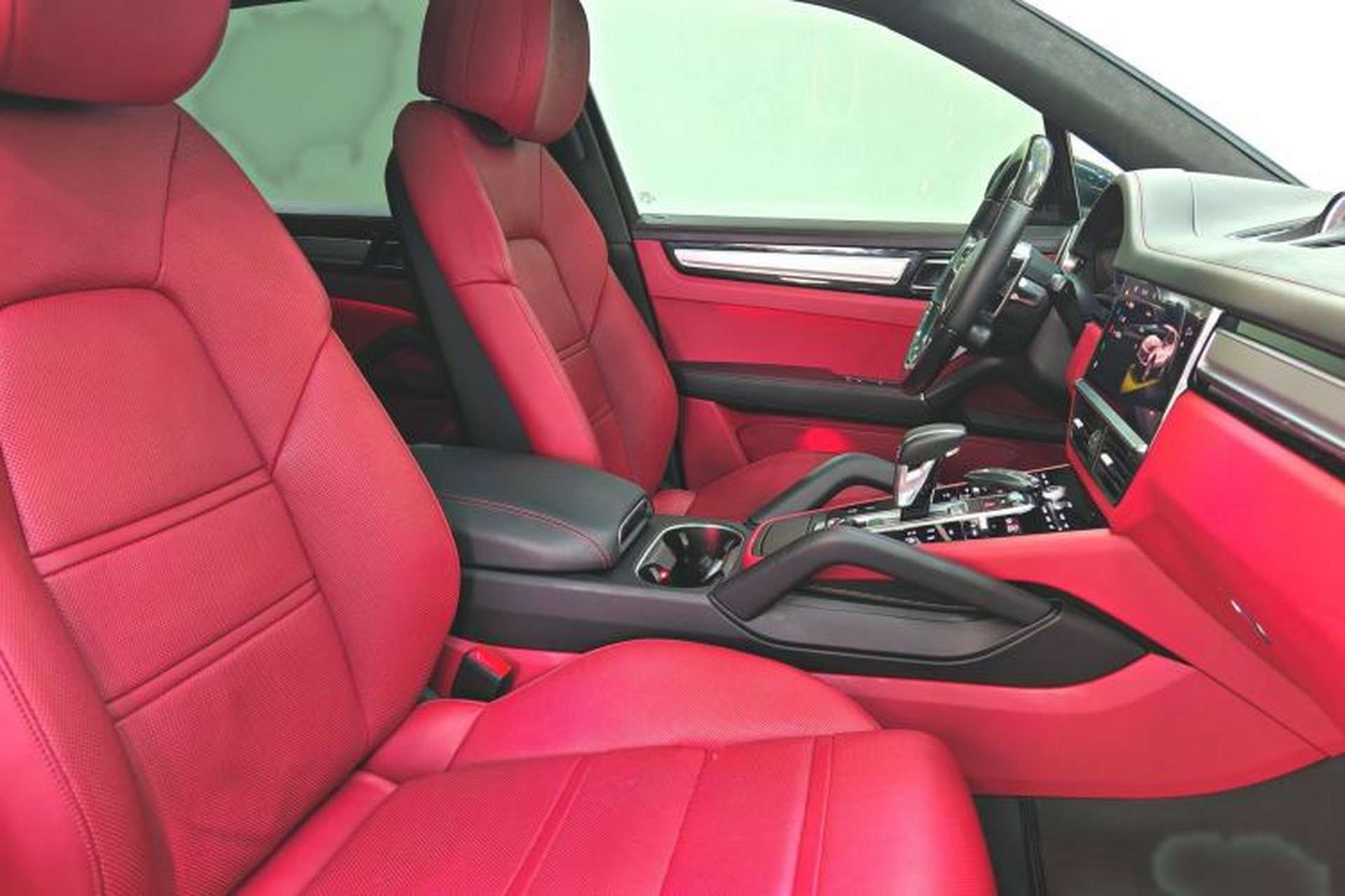 Used Porsche Cayenne E-Hybrid 2023 Cayenne E-Hybrid 2.0T Platinum Edition Interior 11