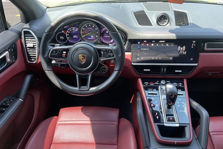 Used Porsche Cayenne E-Hybrid 2023 Cayenne E-Hybrid 2.0T Platinum Edition Interior 3