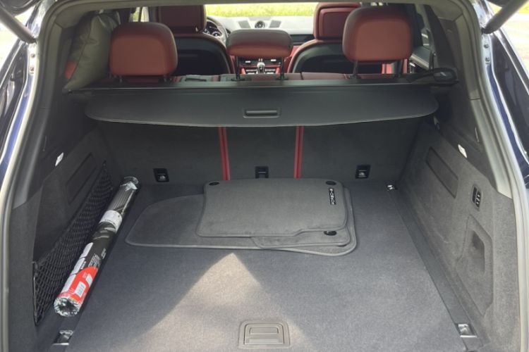 Used Porsche Cayenne E-Hybrid 2023 Cayenne E-Hybrid 2.0T Platinum Edition Interior 8