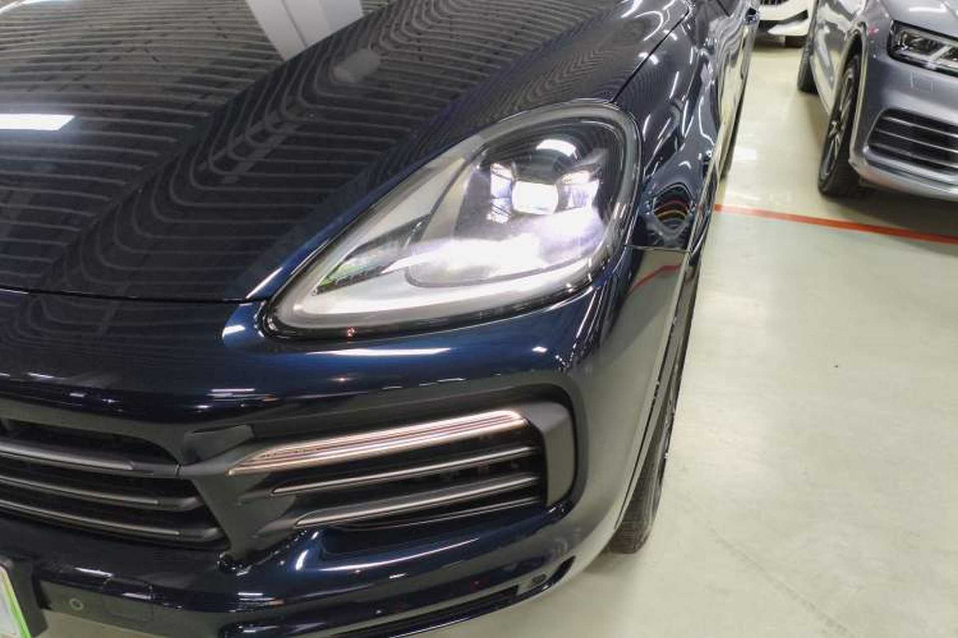Used Porsche Cayenne E-Hybrid 2023 Cayenne E-Hybrid 2.0T Platinum Edition Left Front Headlight