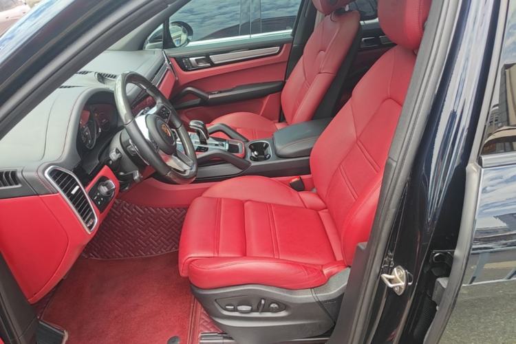 Used Porsche Cayenne E-Hybrid 2023 Cayenne E-Hybrid 2.0T Platinum Edition Left Front Seat