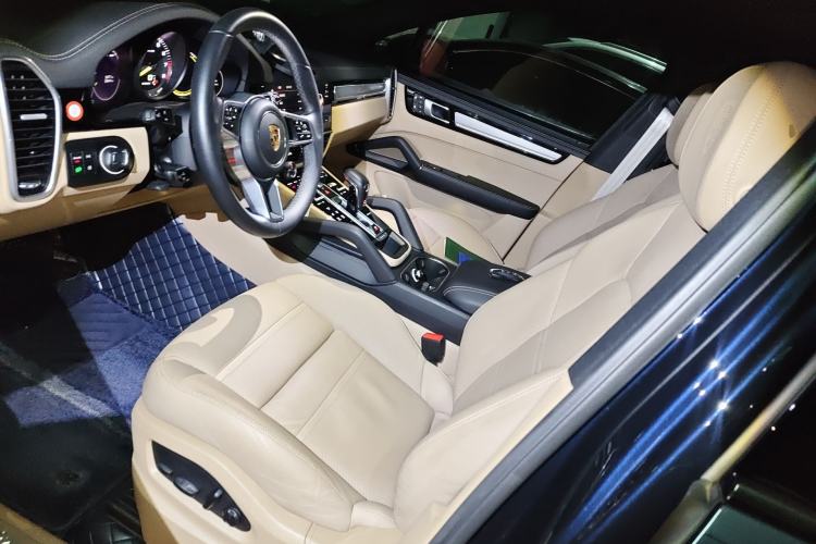 Used Porsche Cayenne E-Hybrid 2023 Cayenne E-Hybrid 2.0T Platinum Edition Left Front Seat