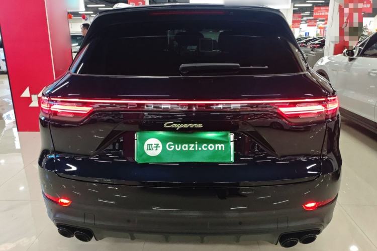 Used Porsche Cayenne E-Hybrid 2023 Cayenne E-Hybrid 2.0T Rear
