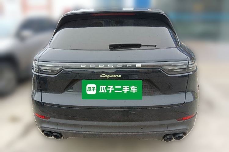 Used Porsche Cayenne E-Hybrid 2023 Cayenne E-Hybrid 2.0T Rear