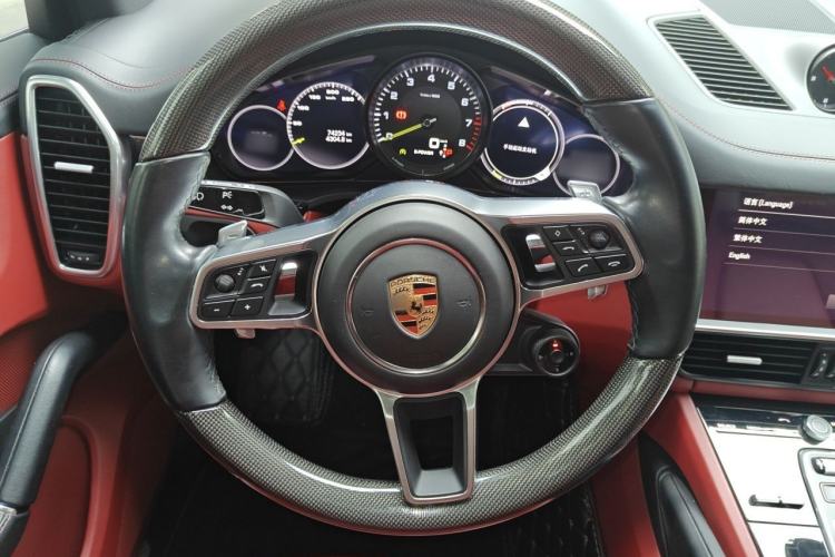 Used Porsche Cayenne E-Hybrid 2023 Cayenne E-Hybrid 2.0T Platinum Edition Steering Wheel