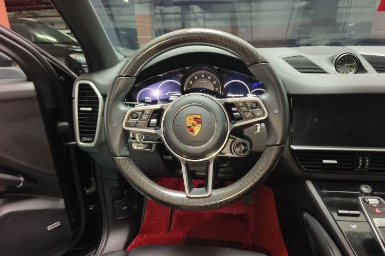Used Porsche Cayenne E-Hybrid 2023 Cayenne E-Hybrid 2.0T Steering Wheel