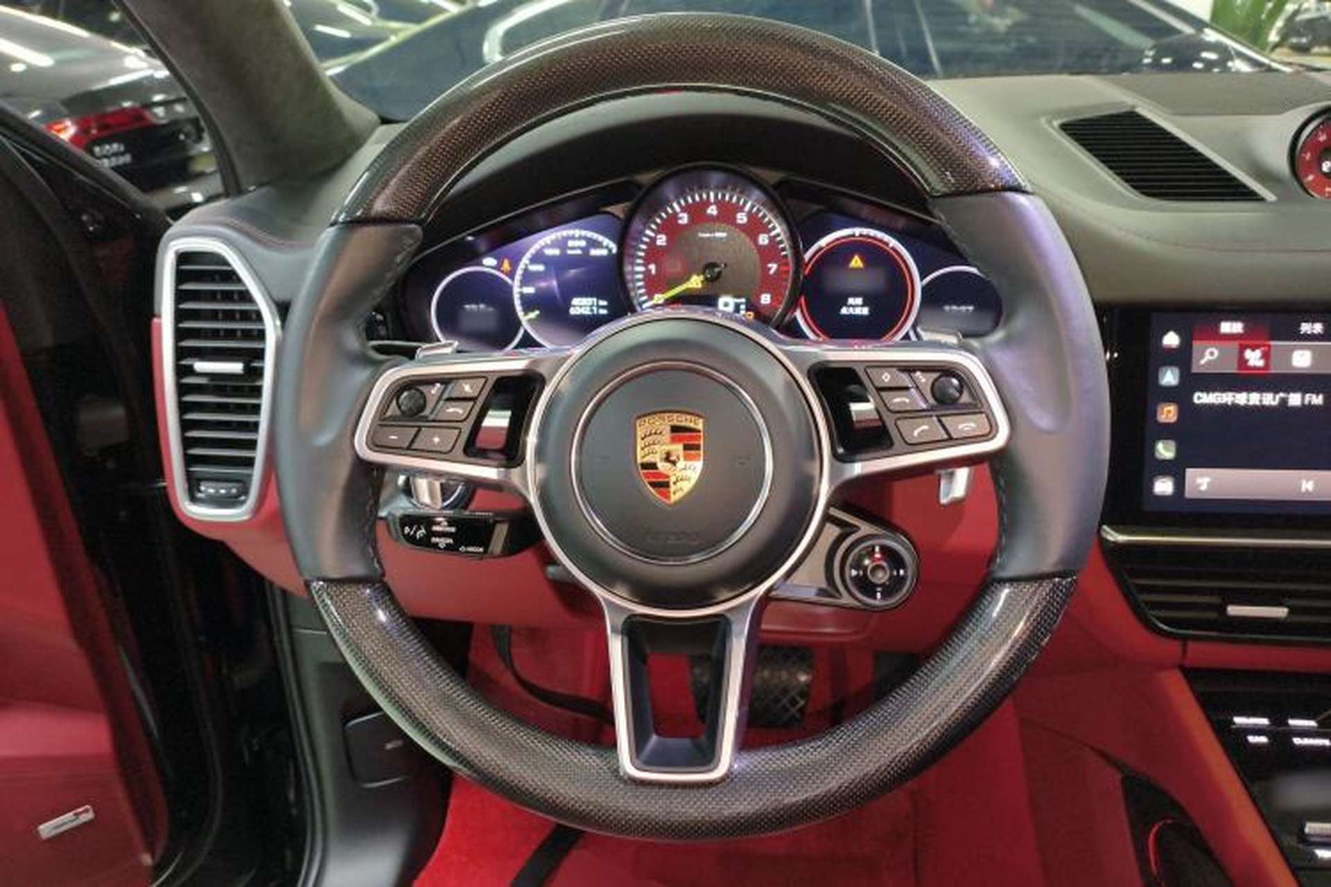 Used Porsche Cayenne E-Hybrid 2023 Cayenne E-Hybrid 2.0T Platinum Edition Steering Wheel