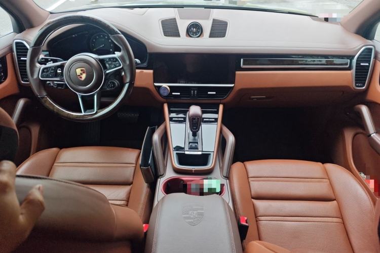 Used Porsche Cayenne E-Hybrid 2023 Cayenne E-Hybrid 2.0T Platinum Edition Center Console