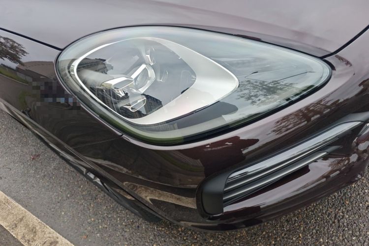 Used Porsche Cayenne E-Hybrid 2023 Cayenne E-Hybrid 2.0T Platinum Edition Right Front Headlight