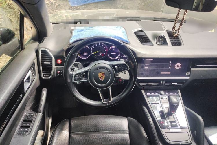 Used Porsche Cayenne E-Hybrid 2023 Cayenne E-Hybrid 2.0T Platinum Edition Steering Wheel