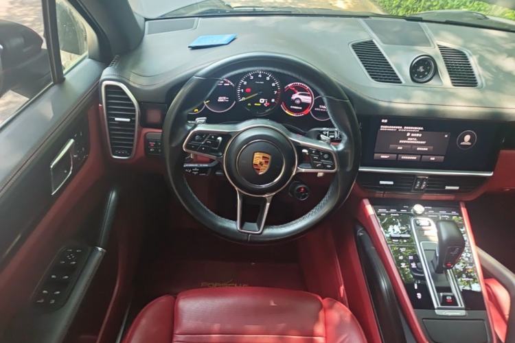 Used Porsche Cayenne E-Hybrid 2023 Cayenne E-Hybrid 2.0T Steering Wheel