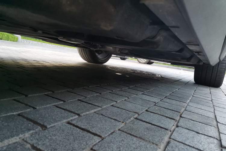 Used Porsche Cayenne E-Hybrid 2023 Cayenne E-Hybrid 2.0T Chassis Rear Right