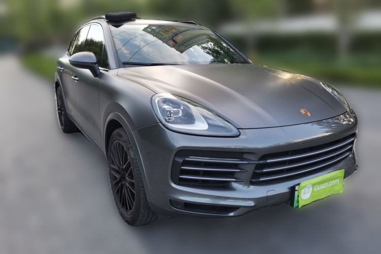 Used Porsche Cayenne E-Hybrid 2023 Cayenne E-Hybrid 2.0T Front Right 45 Deg