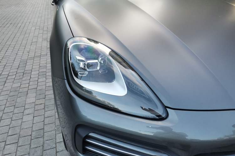 Used Porsche Cayenne E-Hybrid 2023 Cayenne E-Hybrid 2.0T Right Front Headlight