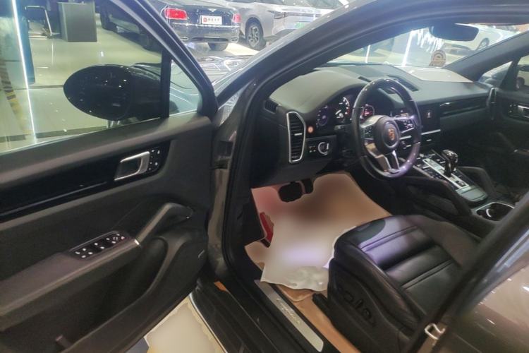 Used Porsche Cayenne E-Hybrid 2023 Cayenne E-Hybrid 2.0T Driver Seat