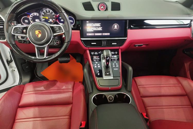 Used Porsche Cayenne E-Hybrid 2023 Cayenne E-Hybrid 2.0T Platinum Edition Center Console