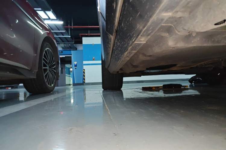 Used Porsche Cayenne E-Hybrid 2023 Cayenne E-Hybrid 2.0T Chassis Rear Left