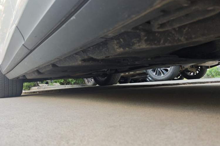Used Porsche Cayenne E-Hybrid 2023 Cayenne E-Hybrid 2.0T Platinum Edition Chassis Rear Left