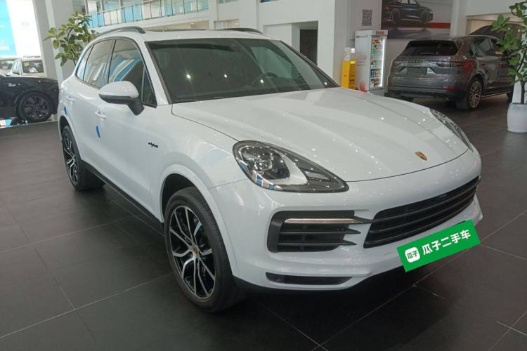 Used Porsche Cayenne E-Hybrid 2023 Cayenne E-Hybrid 2.0T Platinum Edition Exterior 2