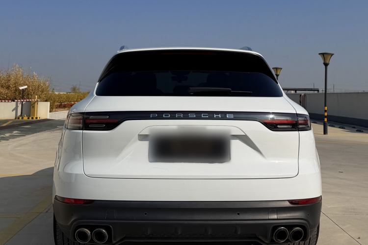 Used Porsche Cayenne E-Hybrid 2023 Cayenne E-Hybrid 2.0T Exterior 3