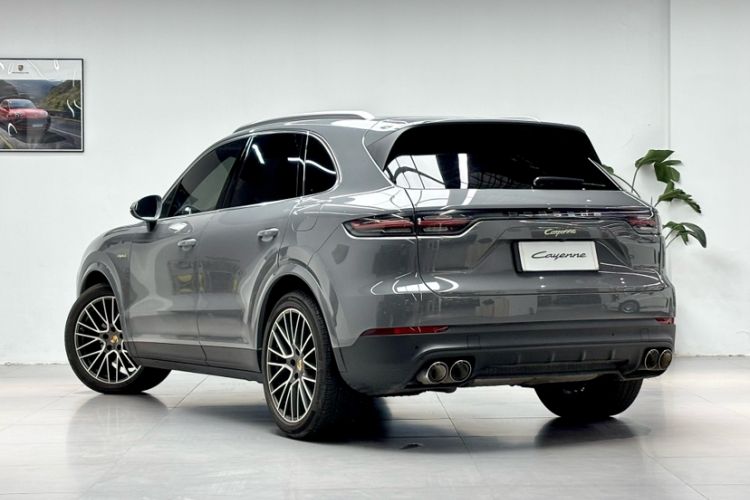 Used Porsche Cayenne E-Hybrid 2023 Cayenne E-Hybrid 2.0T Exterior 3
