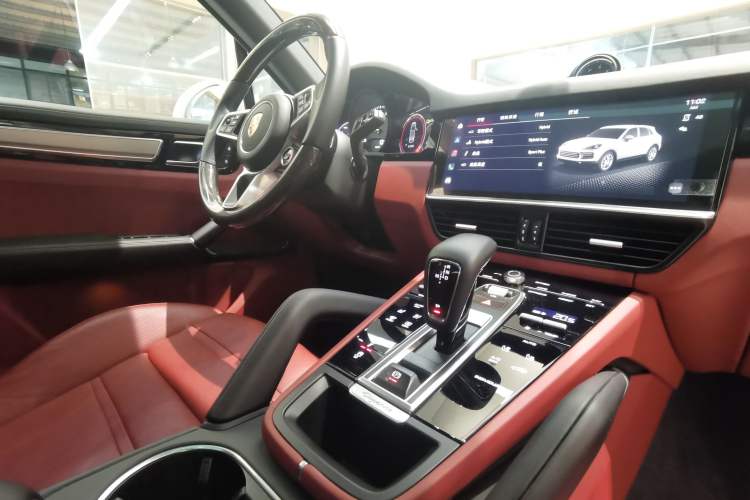 Used Porsche Cayenne E-Hybrid 2023 Cayenne E-Hybrid 2.0T Platinum Edition Exterior 5