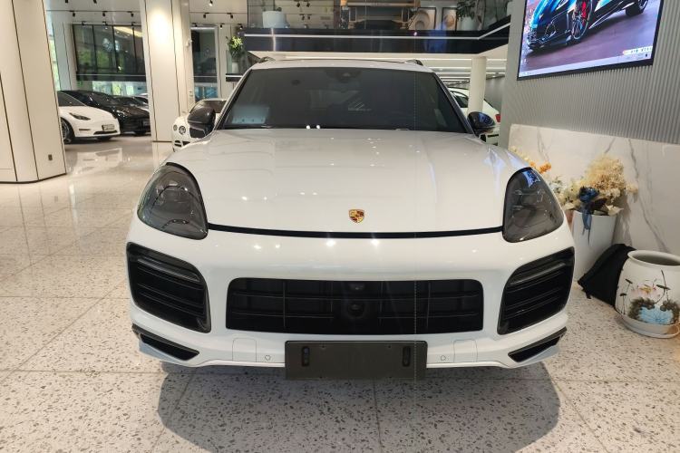 Used Porsche Cayenne E-Hybrid 2023 Cayenne E-Hybrid 2.0T Platinum Edition Front