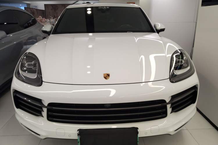 Used Porsche Cayenne E-Hybrid 2023 Cayenne E-Hybrid 2.0T Platinum Edition Front