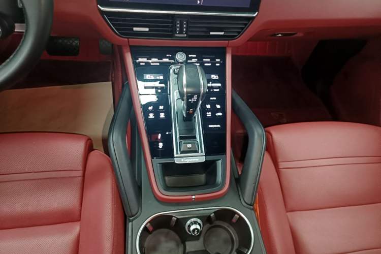 Used Porsche Cayenne E-Hybrid 2023 Cayenne Coupé E-Hybrid 2.0T Gear Lever