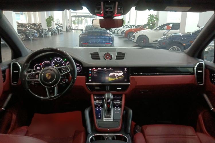 Used Porsche Cayenne E-Hybrid 2023 Cayenne E-Hybrid 2.0T Platinum Edition Interior 2