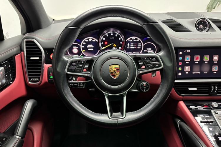 Used Porsche Cayenne E-Hybrid 2023 Cayenne E-Hybrid 2.0T Interior 2