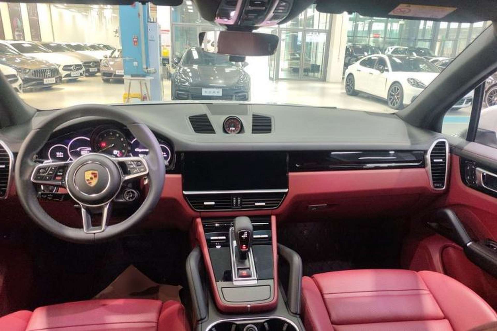 Used Porsche Cayenne E-Hybrid 2023 Cayenne E-Hybrid 2.0T Interior 2