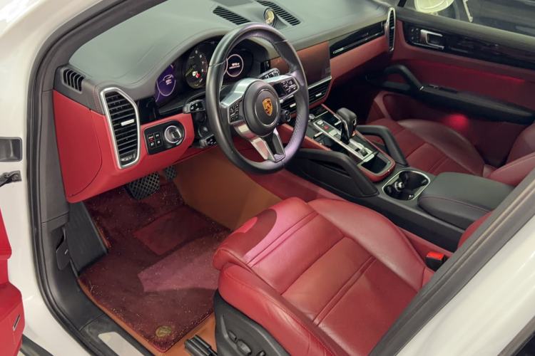 Used Porsche Cayenne E-Hybrid 2023 Cayenne E-Hybrid 2.0T Interior 4