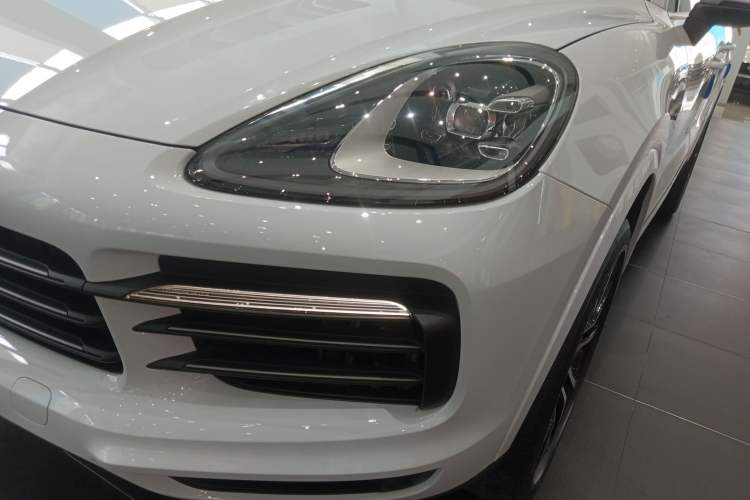 Used Porsche Cayenne E-Hybrid 2023 Cayenne E-Hybrid 2.0T Platinum Edition Left Front Headlight