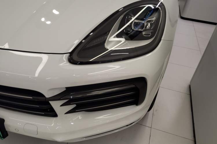 Used Porsche Cayenne E-Hybrid 2023 Cayenne E-Hybrid 2.0T Platinum Edition Left Front Headlight