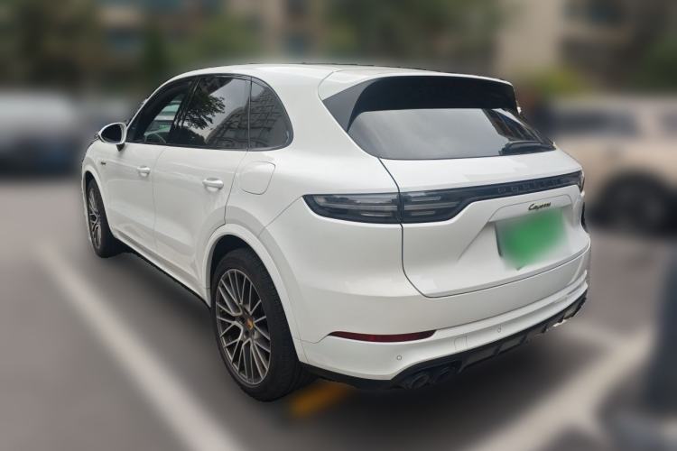 Used Porsche Cayenne E-Hybrid 2023 Cayenne E-Hybrid 2.0T Platinum Edition Rear Left 45 Deg