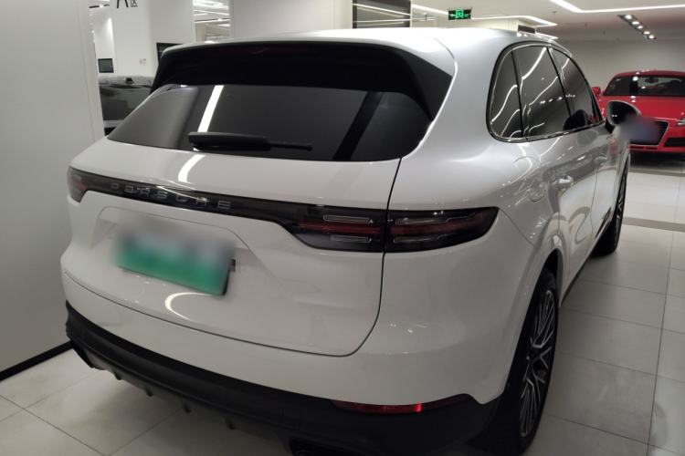 Used Porsche Cayenne E-Hybrid 2023 Cayenne E-Hybrid 2.0T Platinum Edition Rear Right 45 Deg