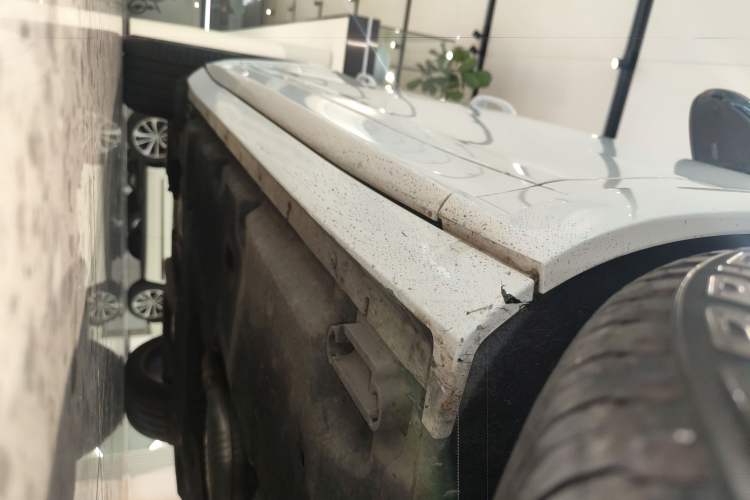 Used Porsche Cayenne E-Hybrid 2023 Cayenne E-Hybrid 2.0T Platinum Edition Right Side Sill