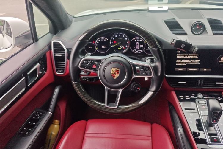 Used Porsche Cayenne E-Hybrid 2023 Cayenne E-Hybrid 2.0T Platinum Edition Steering Wheel